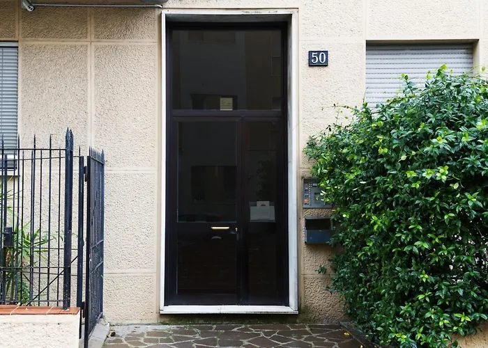 Joivy Smart 1-Bed With Modern Amenities